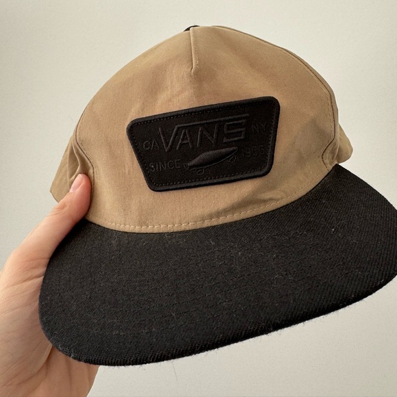 Vans SnapBack - Picture 1 of 2